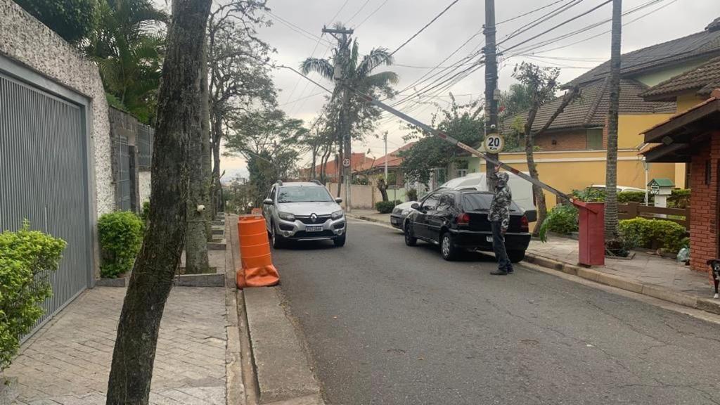 Com 02 Quartos No Bairro Tremembe Sp